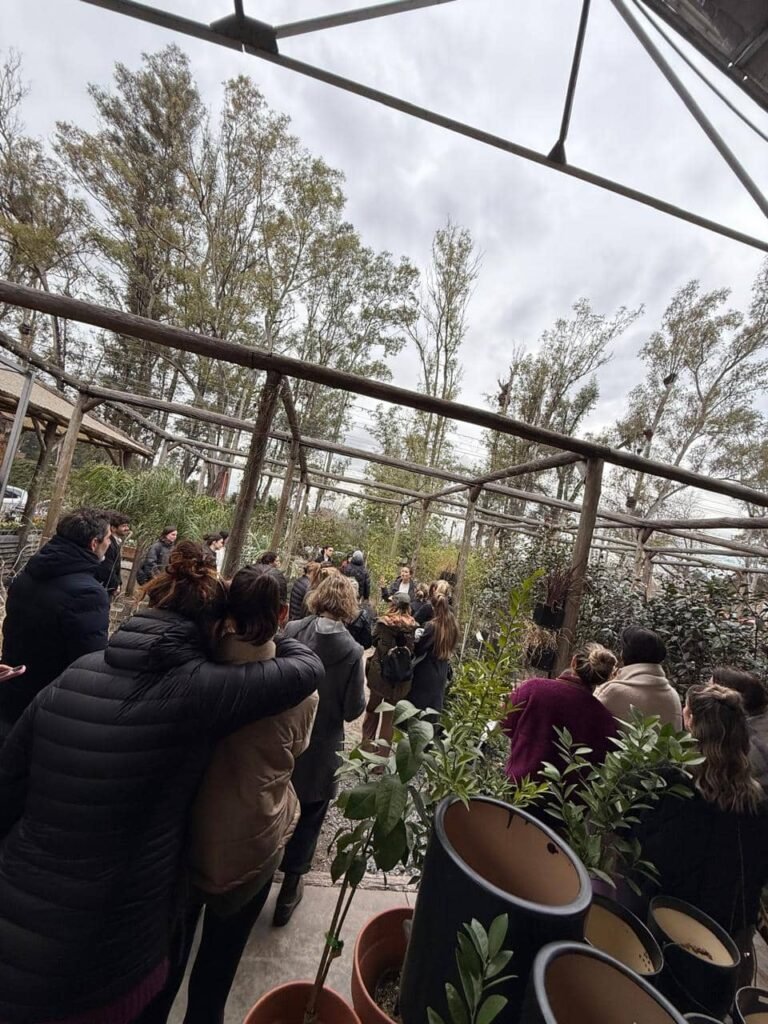 La Magia de entrar a un Vivero - - Notas