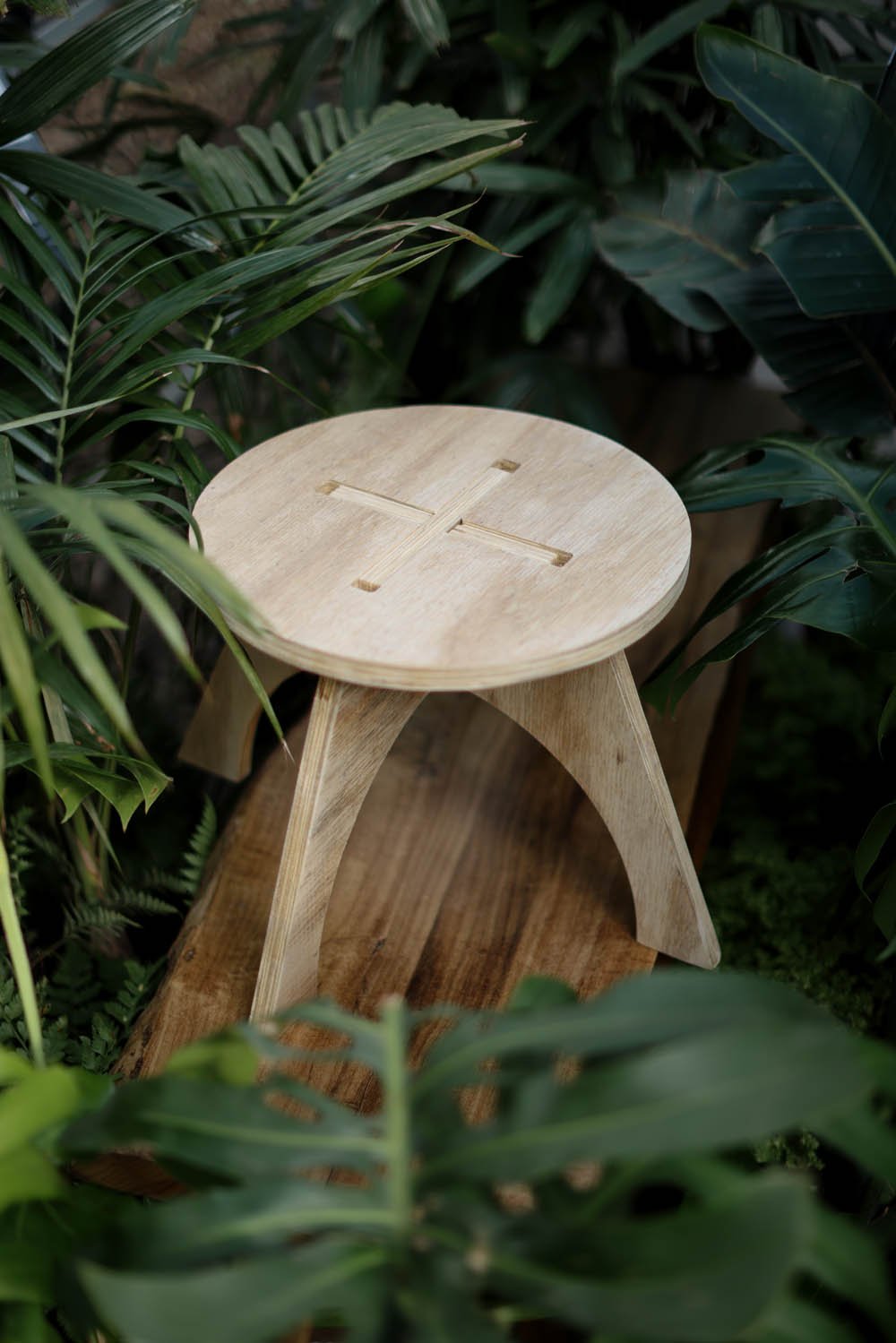 Banquito de madera para armar